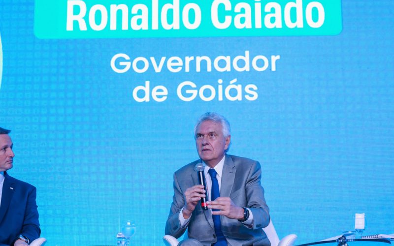 “A falta de autoridade abre caminho para o crime”, afirma Caiado (foto) no Fórum de Segurança Pública pelo Brasil