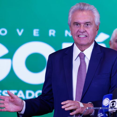 Caiado anuncia devolução de R$ 31 milhões em ICMS cobrado sobre energia solar