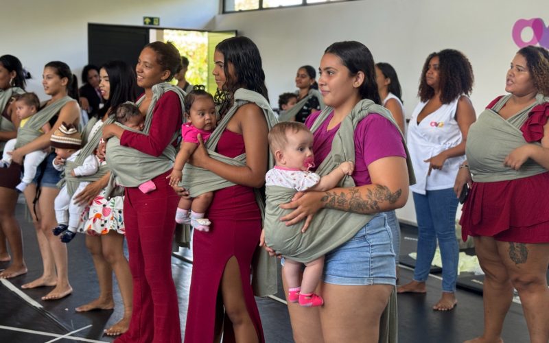 Goiás Social oferece aulas de dança para bem-estar de mães e bebês do Meninas de Luz