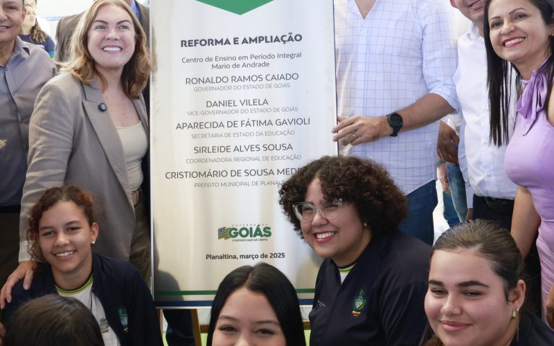 Daniel Vilela entrega a reconstrução e reforma de escolas em Planaltina