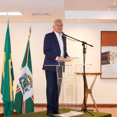 Caiado entrega premiação a empresas israelenses