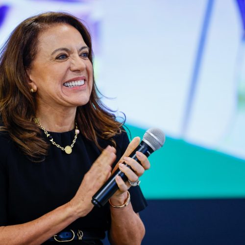 Gracinha Caiado anuncia aumento de até 200% no repasse da merenda escolar em Goiás