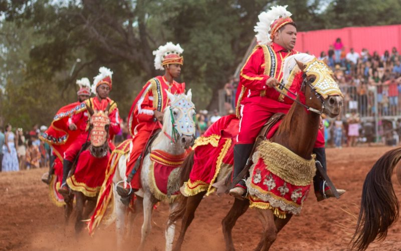 Quatro cidades históricas goianas sediam Cavalhadas nos próximos dias