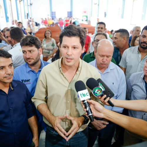 Em Guarinos, Daniel Vilela participa da Romaria de Nossa Senhora da Penha