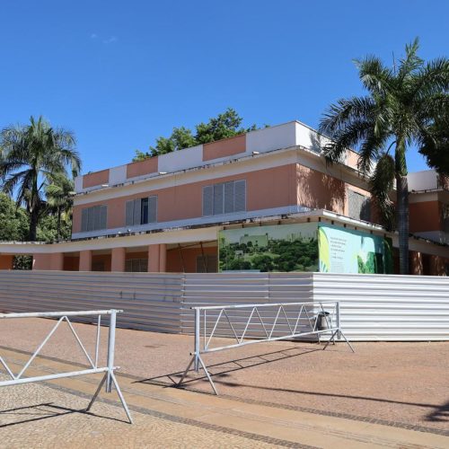 Governo de Goiás inicia restauração de edifício que abrigou o Fórum e a PGE, na Praça Cívica