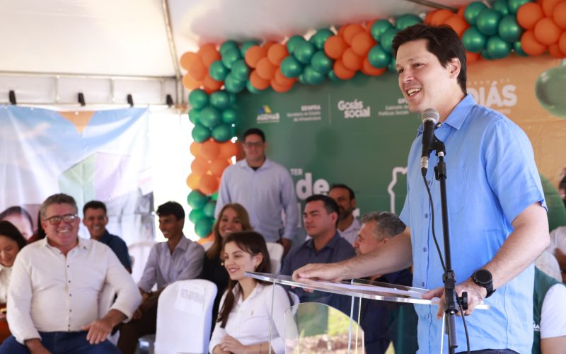 Daniel Vilela entrega 25 moradias a custo zero em Adelândia