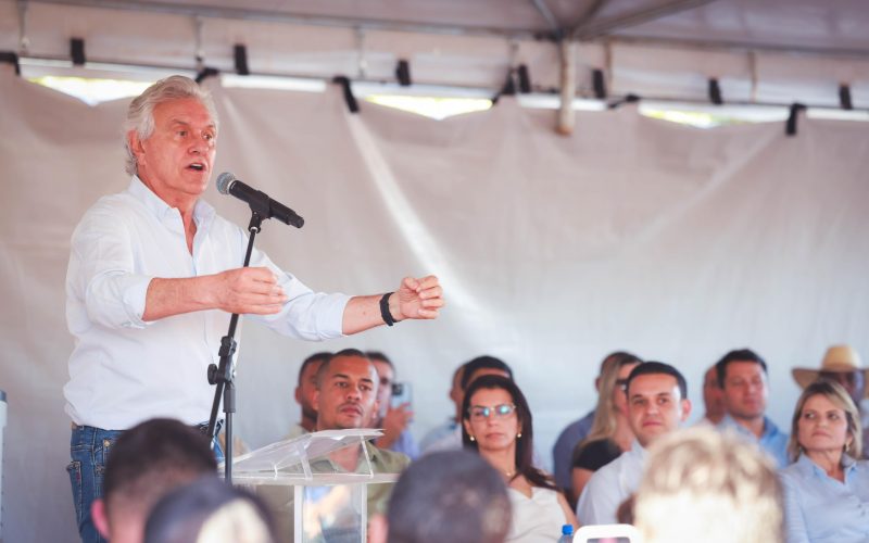 Caiado inaugura pavimentação da GO-447 entre Divinópolis e GO-118