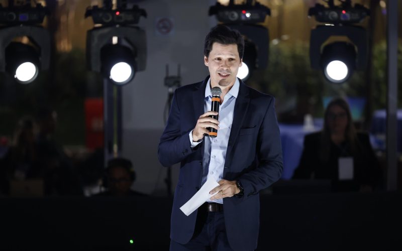 “Quando o poder público inova, liberta talentos”, afirma Daniel Vilela em evento com empreendedores 