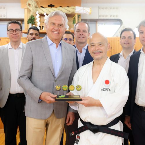 Missão Japão: Caiado reforça parceria com maior associação de karatê do mundo