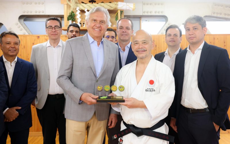Missão Japão: Caiado reforça parceria com maior associação de karatê do mundo