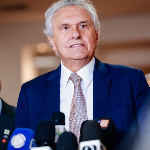 Caiado se antecipa e anuncia medidas em auxílio a empresas afetadas pelo tarifaço