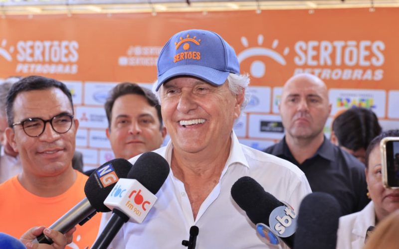 Caiado anuncia largada do Sertões 2025 em Goiânia