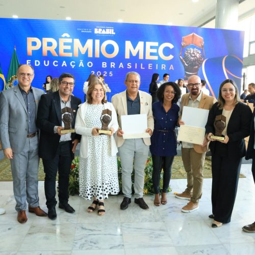 Rede estadual de Educação em Goiás é premiada como a melhor do país