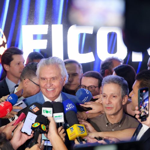 Caiado ressalta avanço da industrialização goiana durante abertura da Ficomex 2025
