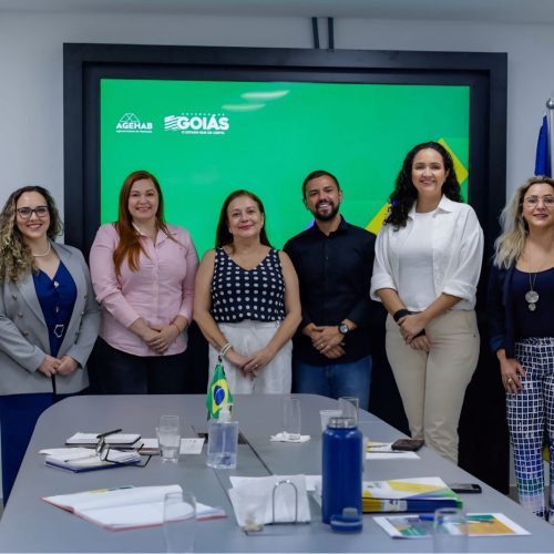 Governo de Goiás apresenta programas habitacionais a comitiva do Mato Grosso