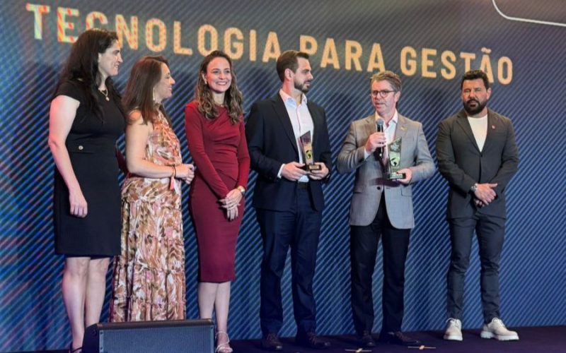 Governo de Goiás conquista prêmio nacional por excelência da saúde