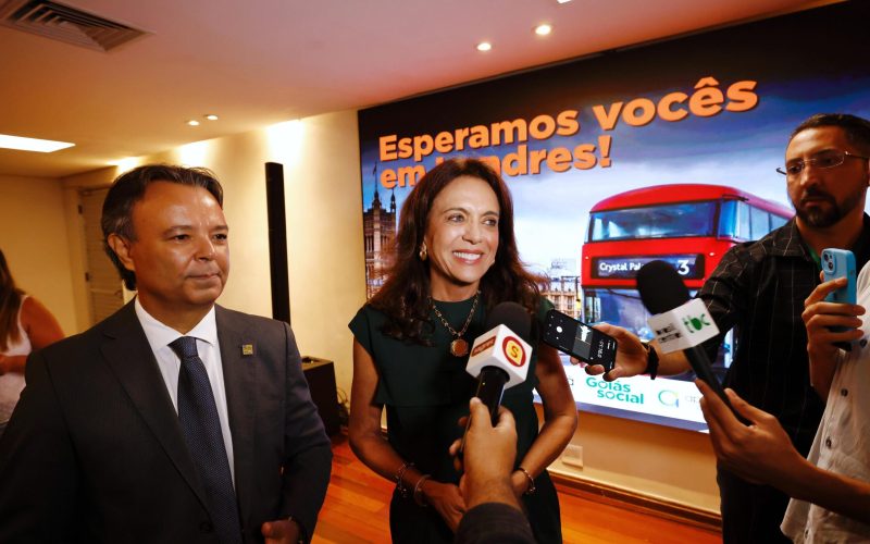 Gracinha Caiado premia 30 finalistas do Desafio Aprendizes da Matemática