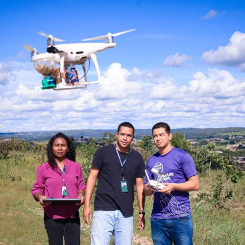 Escola do Futuro de Goiás cria drone para auxiliar no reflorestamento do Cerrado