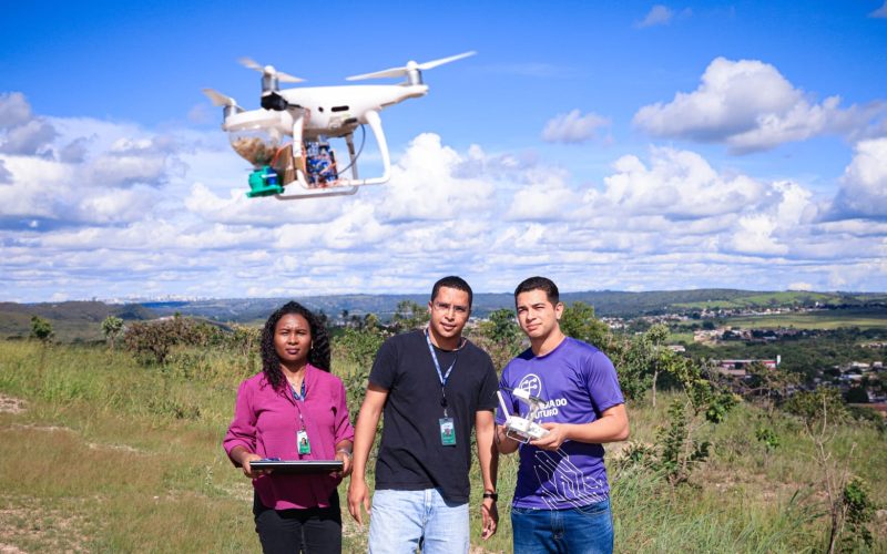 Escola do Futuro de Goiás cria drone para auxiliar no reflorestamento do Cerrado