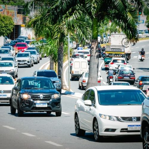 Prazo para licenciar veículos em Goiás vence no próximo dia 15 de outubro