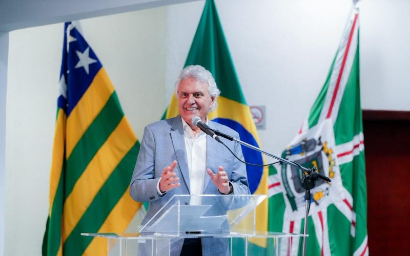 Caiado lança projeto inédito no Brasil de identificação neonatal