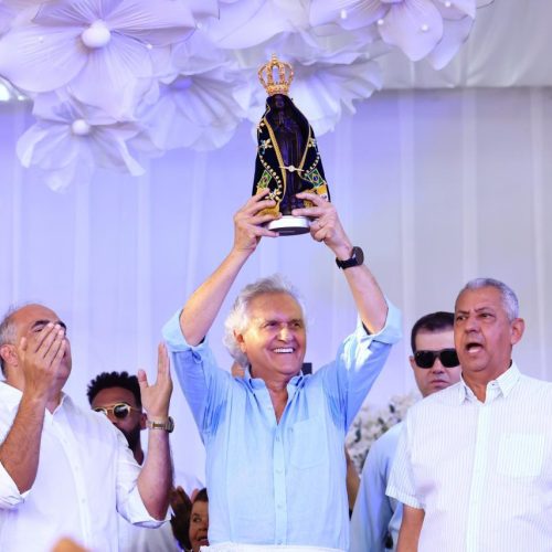 Caiado reforça compromisso com a cultura e anuncia Catalão como capital da Congada