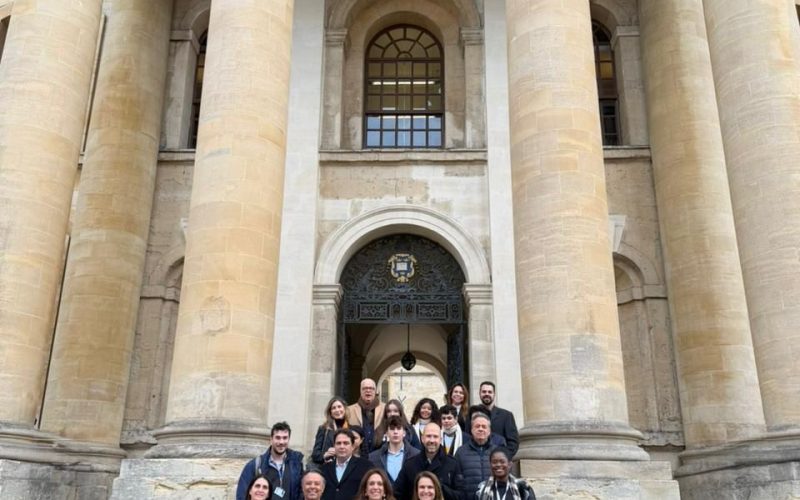 Gracinha Caiado e jovens goianos são recebidos na Universidade de Oxford, na Inglaterra