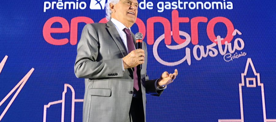 Caiado destaca impacto econômico da gastronomia na entrega de premiação