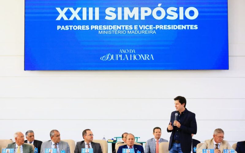 Daniel Vilela reforça aliança com a Assembleia de Deus durante simpósio em Caldas Novas