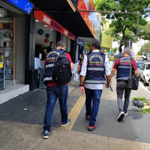 Procon Goiás autua 20 empresas por irregularidades durante a Black Friday 