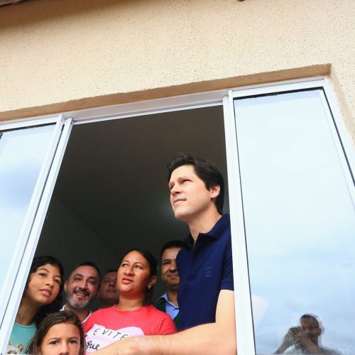 “Famílias terão o melhor Natal de suas vidas”, diz Daniel na entrega de casas a custo zero em Rubiataba