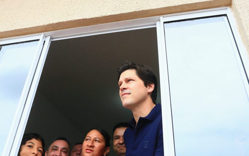 “Famílias terão o melhor Natal de suas vidas”, diz Daniel na entrega de casas a custo zero em Rubiataba