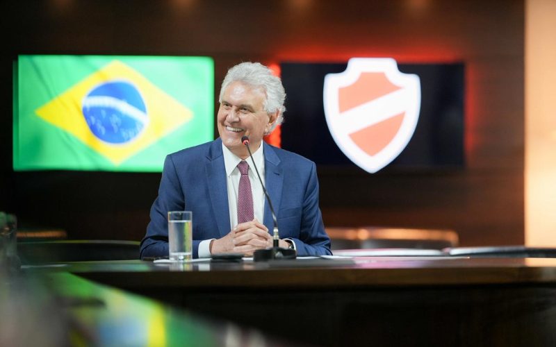 Caiado autoriza doação de área em Goiânia ao Vila Nova Futebol Clube