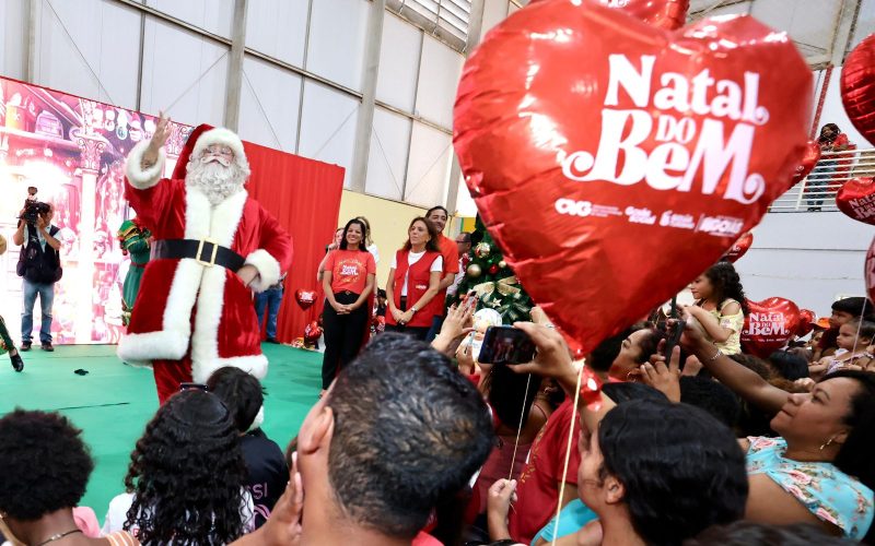 Gracinha Caiado leva a magia do Natal do Bem com a entrega de brinquedos a crianças de Formosa
