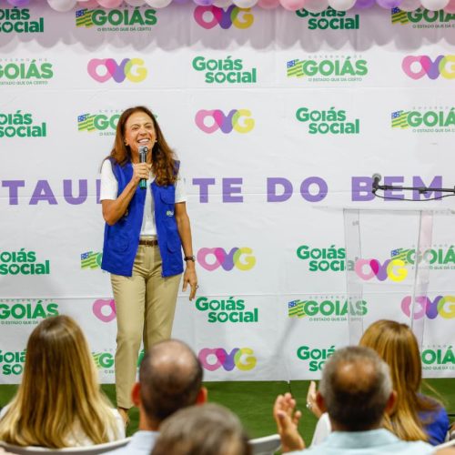 Gracinha Caiado reinaugura Restaurante do Bem do Jardim Ingá