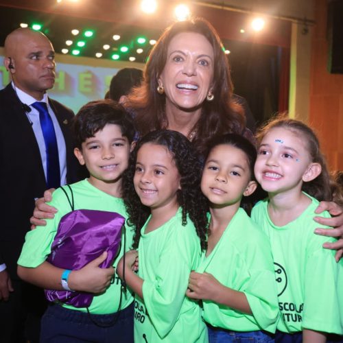 Alunos das Escolas do Futuro de Goiás podem receber Bolsa Profissionalizante