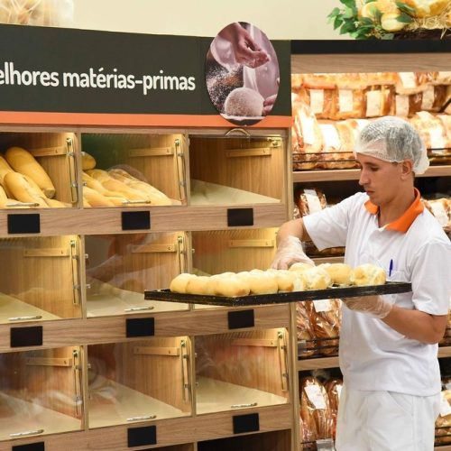 Governo de Goiás firma parceria para fortalecer ambiente de negócios nos municípios goianos