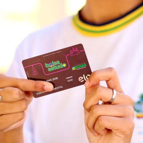 Governo de Goiás alerta estudantes para prazo dos saldos do cartão Bolsa Estudo