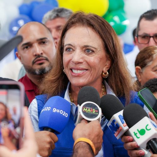 Gracinha Caiado inaugura escola padrão século XXI em Hidrolândia