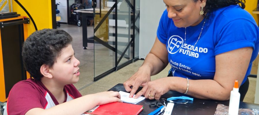 Governo reajusta salários de professores das Escolas do Futuro e músicos da Filarmônica