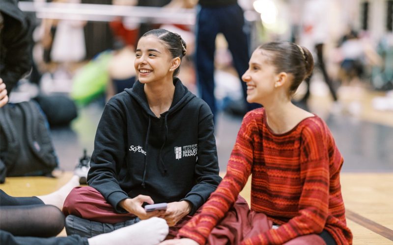 Estudante do Basileu França recebe 12 bolsas para estudar nas mais prestigiadas instituições de dança do mundo