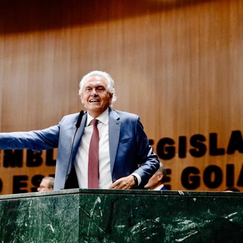 Caiado vai deixar em caixa R$ 9,8 bilhões para Daniel Vilela