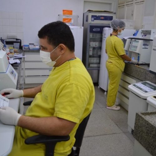 Governo de Goiás conquista selo máximo de qualidade em laboratórios da rede pública