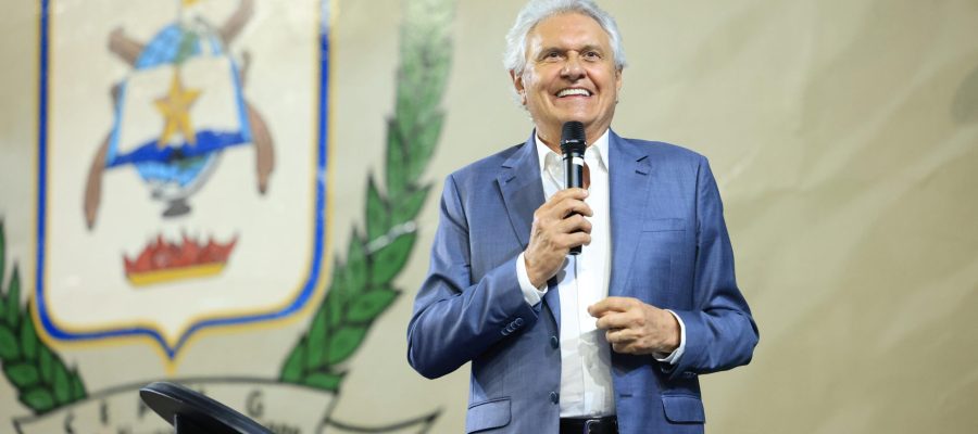 Caiado e Gracinha anunciam investimento de R$ 75 milhões do Bolsa Uniforme para alunos de Colégios Militares