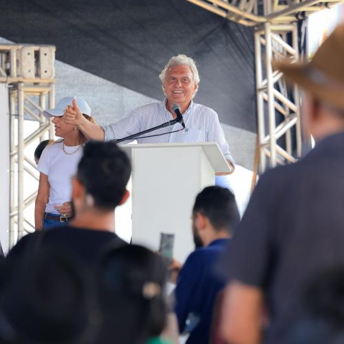 Caiado, Gracinha e Daniel inauguram pavimentação da GO-108 em Guarani de Goiás