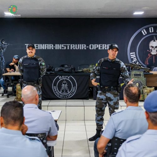 Comitiva da PM de São Paulo conhece modelo de inteligência e controle da Segurança Pública de Goiás