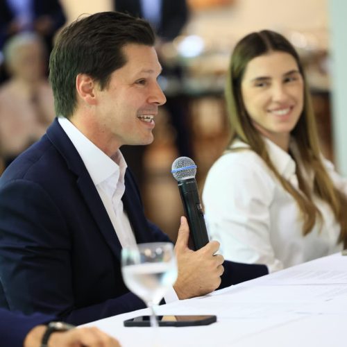 Em primeira reunião com secretariado, Daniel Vilela defende manter ritmo de entregas