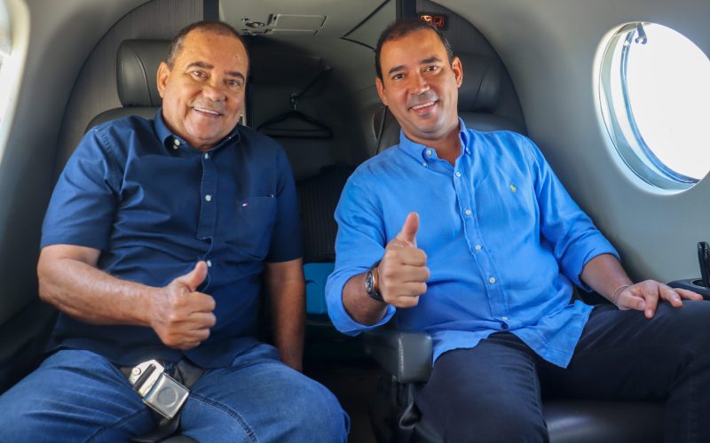 Vicentinho Júnior comemora retomada de voos comerciais em Araguaína