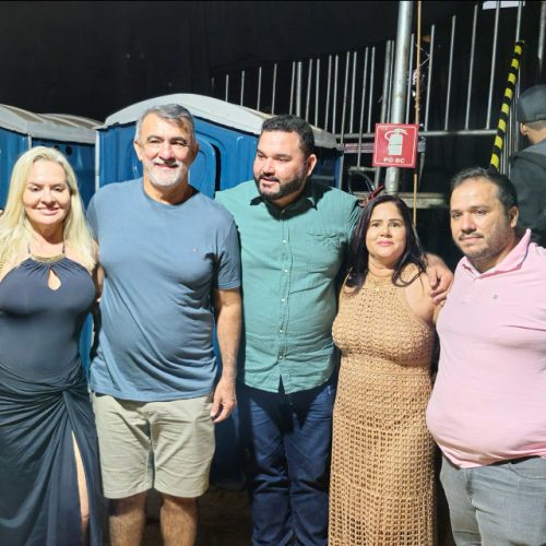 Amélio Cayres garante R$ 100 mil para estrutura da praia de São Salvador do TO