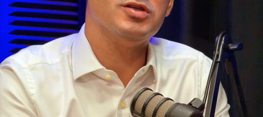 Vicentinho Júnior encerra mês de abril com a liberação de mais de R$ 22 milhões em benefício  para vários municípios